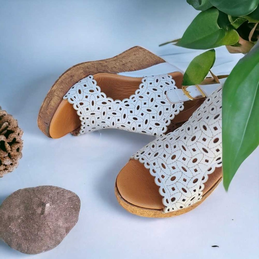 Women Calzaro Sandals | Crib Leather Clog 23401 Laser White.