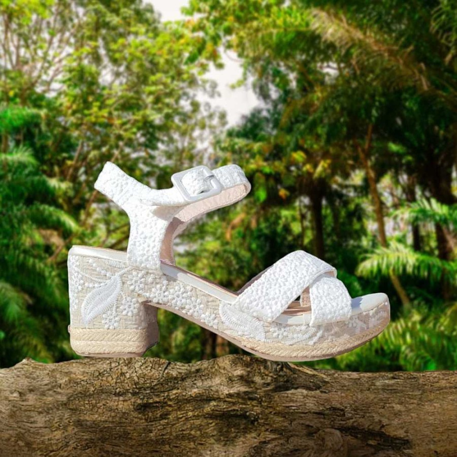 Women Calzaro Espadrilles | Nelcy White Jute Heel Sandal.