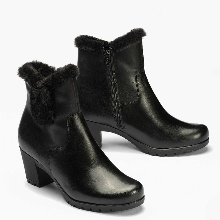 Women Calzaro Fur boots|Women's Boots and Ankle Boots | High Heel Ankle Boot 3315 Black With Fur Detail