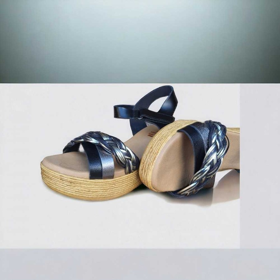 Women Calzaro Sandals | Leather Crib Sandal 2961 Black Lead Irene.