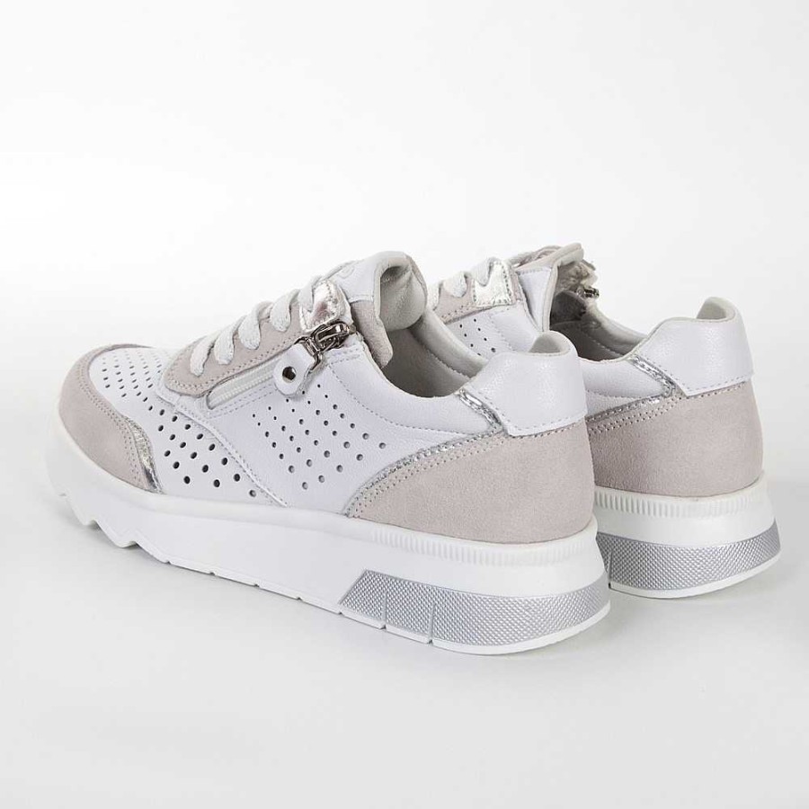 Women Calzaro Sneakers | Sports Cradle Laces And Cream. Perforated Side 23301 White